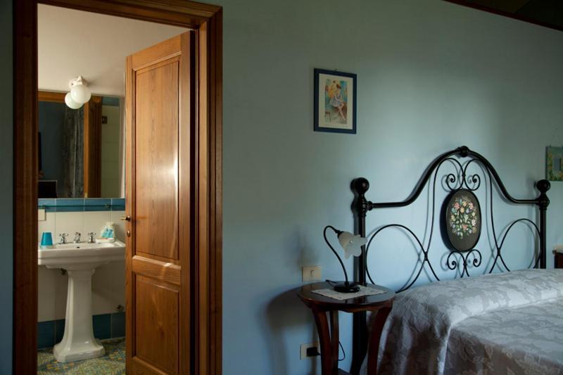 Agriturismo La Colombaia แชร์เรโต กุยดิ ภายนอก รูปภาพ